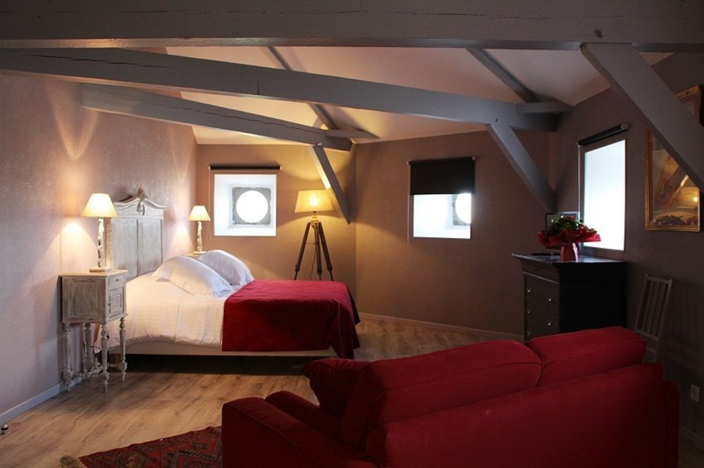 Hotel Souvenirs De Familles แซ็งต์ ภายนอก รูปภาพ