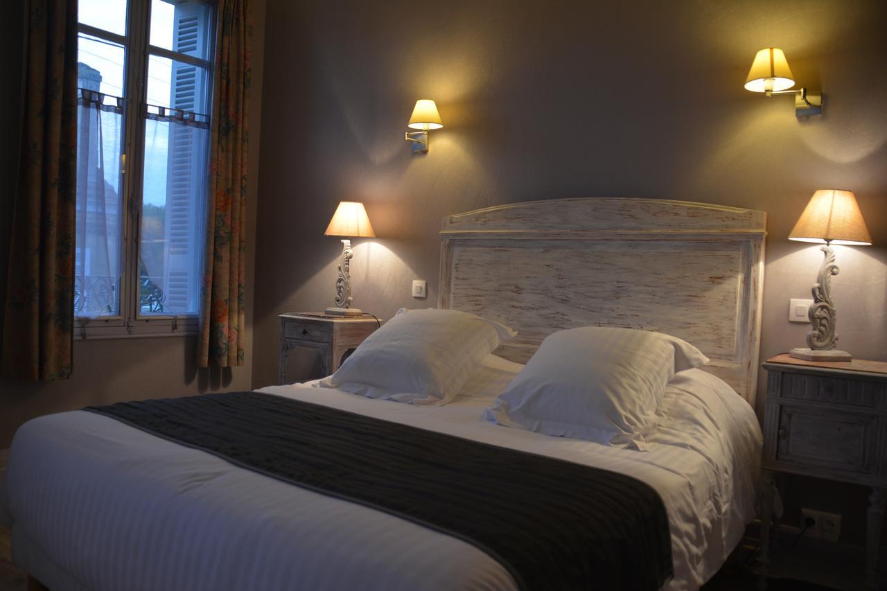 Hotel Souvenirs De Familles แซ็งต์ ภายนอก รูปภาพ